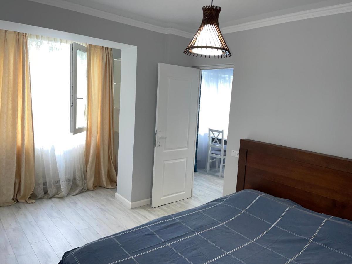 Ferienwohnung Apartament Bancila Botoşani Exterior foto